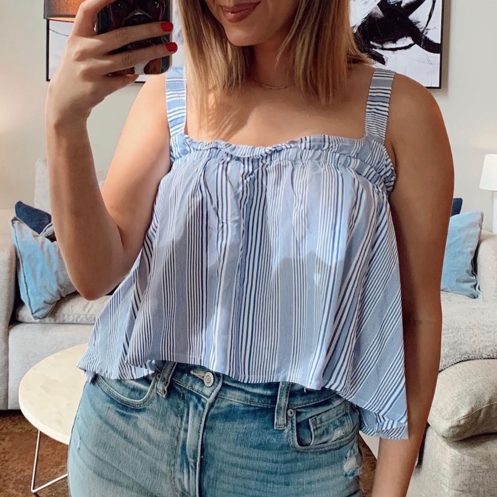 NWT Vestique blue and white stripe crop tank top - Picture 2 of 8